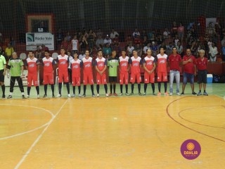
<a style='margin-left: 5px;' class='btn btn-xs btn-social btn-facebook' href='https://www.facebook.com/sharer/sharer.php?u=https://www.boladovale.com.br/imgs/800-800-90/conteudo/fotos/1335/img2671.jpg' rel='popup' data-width='500' data-height='400'><i class='fa fa-facebook'></i>Compartilhar <span class='hidden-xs'>no Facebook</span>
</a> 
<a class='btn btn-default btn-xs' target='_blank' href='imgs/800-800-90/conteudo/fotos/1335/img2671.jpg'>
<span class='glyphicon glyphicon-cloud-download'></span> Salvar
</a> 
<span></span>