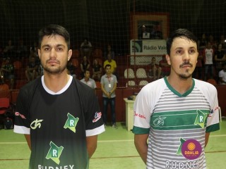 
<a style='margin-left: 5px;' class='btn btn-xs btn-social btn-facebook' href='https://www.facebook.com/sharer/sharer.php?u=https://www.boladovale.com.br/imgs/800-800-90/conteudo/fotos/1335/img2679.jpg' rel='popup' data-width='500' data-height='400'><i class='fa fa-facebook'></i>Compartilhar <span class='hidden-xs'>no Facebook</span>
</a> 
<a class='btn btn-default btn-xs' target='_blank' href='imgs/800-800-90/conteudo/fotos/1335/img2679.jpg'>
<span class='glyphicon glyphicon-cloud-download'></span> Salvar
</a> 
<span></span>