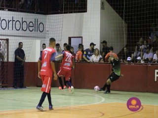 
<a style='margin-left: 5px;' class='btn btn-xs btn-social btn-facebook' href='https://www.facebook.com/sharer/sharer.php?u=https://www.boladovale.com.br/imgs/800-800-90/conteudo/fotos/1335/img2738.jpg' rel='popup' data-width='500' data-height='400'><i class='fa fa-facebook'></i>Compartilhar <span class='hidden-xs'>no Facebook</span>
</a> 
<a class='btn btn-default btn-xs' target='_blank' href='imgs/800-800-90/conteudo/fotos/1335/img2738.jpg'>
<span class='glyphicon glyphicon-cloud-download'></span> Salvar
</a> 
<span></span>