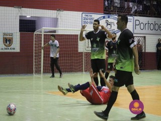 
<a style='margin-left: 5px;' class='btn btn-xs btn-social btn-facebook' href='https://www.facebook.com/sharer/sharer.php?u=https://www.boladovale.com.br/imgs/800-800-90/conteudo/fotos/1335/img2829.jpg' rel='popup' data-width='500' data-height='400'><i class='fa fa-facebook'></i>Compartilhar <span class='hidden-xs'>no Facebook</span>
</a> 
<a class='btn btn-default btn-xs' target='_blank' href='imgs/800-800-90/conteudo/fotos/1335/img2829.jpg'>
<span class='glyphicon glyphicon-cloud-download'></span> Salvar
</a> 
<span></span>