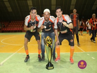 
<a style='margin-left: 5px;' class='btn btn-xs btn-social btn-facebook' href='https://www.facebook.com/sharer/sharer.php?u=https://www.boladovale.com.br/imgs/800-800-90/conteudo/fotos/1337/img3306.jpg' rel='popup' data-width='500' data-height='400'><i class='fa fa-facebook'></i>Compartilhar <span class='hidden-xs'>no Facebook</span>
</a> 
<a class='btn btn-default btn-xs' target='_blank' href='imgs/800-800-90/conteudo/fotos/1337/img3306.jpg'>
<span class='glyphicon glyphicon-cloud-download'></span> Salvar
</a> 
<span></span>
