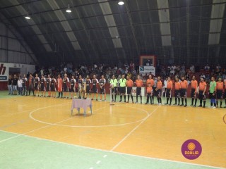 
<a style='margin-left: 5px;' class='btn btn-xs btn-social btn-facebook' href='https://www.facebook.com/sharer/sharer.php?u=https://www.boladovale.com.br/imgs/800-800-90/conteudo/fotos/1338/img2923.jpg' rel='popup' data-width='500' data-height='400'><i class='fa fa-facebook'></i>Compartilhar <span class='hidden-xs'>no Facebook</span>
</a> 
<a class='btn btn-default btn-xs' target='_blank' href='imgs/800-800-90/conteudo/fotos/1338/img2923.jpg'>
<span class='glyphicon glyphicon-cloud-download'></span> Salvar
</a> 
<span></span>
