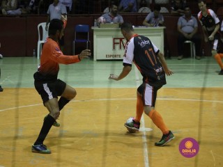 
<a style='margin-left: 5px;' class='btn btn-xs btn-social btn-facebook' href='https://www.facebook.com/sharer/sharer.php?u=https://www.boladovale.com.br/imgs/800-800-90/conteudo/fotos/1338/img3040.jpg' rel='popup' data-width='500' data-height='400'><i class='fa fa-facebook'></i>Compartilhar <span class='hidden-xs'>no Facebook</span>
</a> 
<a class='btn btn-default btn-xs' target='_blank' href='imgs/800-800-90/conteudo/fotos/1338/img3040.jpg'>
<span class='glyphicon glyphicon-cloud-download'></span> Salvar
</a> 
<span></span>