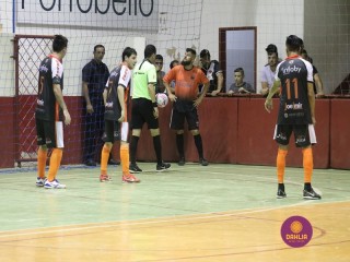 
<a style='margin-left: 5px;' class='btn btn-xs btn-social btn-facebook' href='https://www.facebook.com/sharer/sharer.php?u=https://www.boladovale.com.br/imgs/800-800-90/conteudo/fotos/1338/img3102.jpg' rel='popup' data-width='500' data-height='400'><i class='fa fa-facebook'></i>Compartilhar <span class='hidden-xs'>no Facebook</span>
</a> 
<a class='btn btn-default btn-xs' target='_blank' href='imgs/800-800-90/conteudo/fotos/1338/img3102.jpg'>
<span class='glyphicon glyphicon-cloud-download'></span> Salvar
</a> 
<span></span>