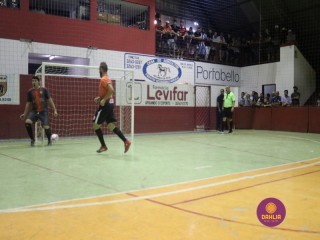 
<a style='margin-left: 5px;' class='btn btn-xs btn-social btn-facebook' href='https://www.facebook.com/sharer/sharer.php?u=https://www.boladovale.com.br/imgs/800-800-90/conteudo/fotos/1338/img3122.jpg' rel='popup' data-width='500' data-height='400'><i class='fa fa-facebook'></i>Compartilhar <span class='hidden-xs'>no Facebook</span>
</a> 
<a class='btn btn-default btn-xs' target='_blank' href='imgs/800-800-90/conteudo/fotos/1338/img3122.jpg'>
<span class='glyphicon glyphicon-cloud-download'></span> Salvar
</a> 
<span></span>