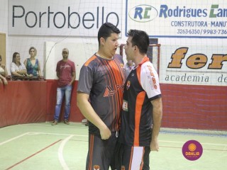 
<a style='margin-left: 5px;' class='btn btn-xs btn-social btn-facebook' href='https://www.facebook.com/sharer/sharer.php?u=https://www.boladovale.com.br/imgs/800-800-90/conteudo/fotos/1338/img3160.jpg' rel='popup' data-width='500' data-height='400'><i class='fa fa-facebook'></i>Compartilhar <span class='hidden-xs'>no Facebook</span>
</a> 
<a class='btn btn-default btn-xs' target='_blank' href='imgs/800-800-90/conteudo/fotos/1338/img3160.jpg'>
<span class='glyphicon glyphicon-cloud-download'></span> Salvar
</a> 
<span></span>