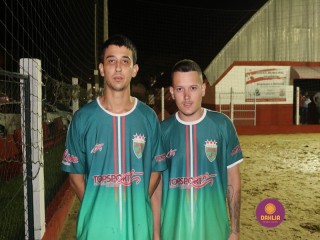 
<a style='margin-left: 5px;' class='btn btn-xs btn-social btn-facebook' href='https://www.facebook.com/sharer/sharer.php?u=https://www.boladovale.com.br/imgs/800-800-90/conteudo/fotos/1339/img4400.jpg' rel='popup' data-width='500' data-height='400'><i class='fa fa-facebook'></i>Compartilhar <span class='hidden-xs'>no Facebook</span>
</a> 
<a class='btn btn-default btn-xs' target='_blank' href='imgs/800-800-90/conteudo/fotos/1339/img4400.jpg'>
<span class='glyphicon glyphicon-cloud-download'></span> Salvar
</a> 
<span></span>