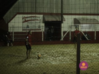 
<a style='margin-left: 5px;' class='btn btn-xs btn-social btn-facebook' href='https://www.facebook.com/sharer/sharer.php?u=https://www.boladovale.com.br/imgs/800-800-90/conteudo/fotos/1339/mg4331.jpg' rel='popup' data-width='500' data-height='400'><i class='fa fa-facebook'></i>Compartilhar <span class='hidden-xs'>no Facebook</span>
</a> 
<a class='btn btn-default btn-xs' target='_blank' href='imgs/800-800-90/conteudo/fotos/1339/mg4331.jpg'>
<span class='glyphicon glyphicon-cloud-download'></span> Salvar
</a> 
<span></span>