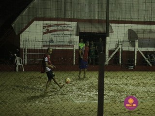 
<a style='margin-left: 5px;' class='btn btn-xs btn-social btn-facebook' href='https://www.facebook.com/sharer/sharer.php?u=https://www.boladovale.com.br/imgs/800-800-90/conteudo/fotos/1339/mg4359.jpg' rel='popup' data-width='500' data-height='400'><i class='fa fa-facebook'></i>Compartilhar <span class='hidden-xs'>no Facebook</span>
</a> 
<a class='btn btn-default btn-xs' target='_blank' href='imgs/800-800-90/conteudo/fotos/1339/mg4359.jpg'>
<span class='glyphicon glyphicon-cloud-download'></span> Salvar
</a> 
<span></span>