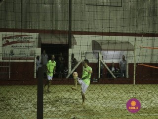 
<a style='margin-left: 5px;' class='btn btn-xs btn-social btn-facebook' href='https://www.facebook.com/sharer/sharer.php?u=https://www.boladovale.com.br/imgs/800-800-90/conteudo/fotos/1339/mg4376.jpg' rel='popup' data-width='500' data-height='400'><i class='fa fa-facebook'></i>Compartilhar <span class='hidden-xs'>no Facebook</span>
</a> 
<a class='btn btn-default btn-xs' target='_blank' href='imgs/800-800-90/conteudo/fotos/1339/mg4376.jpg'>
<span class='glyphicon glyphicon-cloud-download'></span> Salvar
</a> 
<span></span>
