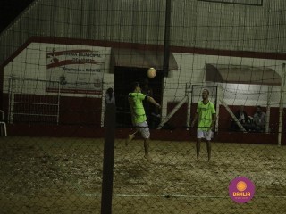 
<a style='margin-left: 5px;' class='btn btn-xs btn-social btn-facebook' href='https://www.facebook.com/sharer/sharer.php?u=https://www.boladovale.com.br/imgs/800-800-90/conteudo/fotos/1339/mg4379.jpg' rel='popup' data-width='500' data-height='400'><i class='fa fa-facebook'></i>Compartilhar <span class='hidden-xs'>no Facebook</span>
</a> 
<a class='btn btn-default btn-xs' target='_blank' href='imgs/800-800-90/conteudo/fotos/1339/mg4379.jpg'>
<span class='glyphicon glyphicon-cloud-download'></span> Salvar
</a> 
<span></span>