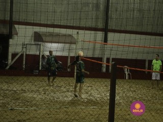 
<a style='margin-left: 5px;' class='btn btn-xs btn-social btn-facebook' href='https://www.facebook.com/sharer/sharer.php?u=https://www.boladovale.com.br/imgs/800-800-90/conteudo/fotos/1339/mg4382.jpg' rel='popup' data-width='500' data-height='400'><i class='fa fa-facebook'></i>Compartilhar <span class='hidden-xs'>no Facebook</span>
</a> 
<a class='btn btn-default btn-xs' target='_blank' href='imgs/800-800-90/conteudo/fotos/1339/mg4382.jpg'>
<span class='glyphicon glyphicon-cloud-download'></span> Salvar
</a> 
<span></span>