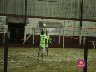 
<a style='margin-left: 5px;' class='btn btn-xs btn-social btn-facebook' href='https://www.facebook.com/sharer/sharer.php?u=https://www.boladovale.com.br/imgs/800-800-90/conteudo/fotos/1339/mg4384.jpg' rel='popup' data-width='500' data-height='400'><i class='fa fa-facebook'></i>Compartilhar <span class='hidden-xs'>no Facebook</span>
</a> 
<a class='btn btn-default btn-xs' target='_blank' href='imgs/800-800-90/conteudo/fotos/1339/mg4384.jpg'>
<span class='glyphicon glyphicon-cloud-download'></span> Salvar
</a> 
<span></span>