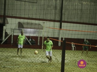 
<a style='margin-left: 5px;' class='btn btn-xs btn-social btn-facebook' href='https://www.facebook.com/sharer/sharer.php?u=https://www.boladovale.com.br/imgs/800-800-90/conteudo/fotos/1339/mg4388.jpg' rel='popup' data-width='500' data-height='400'><i class='fa fa-facebook'></i>Compartilhar <span class='hidden-xs'>no Facebook</span>
</a> 
<a class='btn btn-default btn-xs' target='_blank' href='imgs/800-800-90/conteudo/fotos/1339/mg4388.jpg'>
<span class='glyphicon glyphicon-cloud-download'></span> Salvar
</a> 
<span></span>