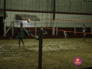 
<a style='margin-left: 5px;' class='btn btn-xs btn-social btn-facebook' href='https://www.facebook.com/sharer/sharer.php?u=https://www.boladovale.com.br/imgs/800-800-90/conteudo/fotos/1339/mg4407.jpg' rel='popup' data-width='500' data-height='400'><i class='fa fa-facebook'></i>Compartilhar <span class='hidden-xs'>no Facebook</span>
</a> 
<a class='btn btn-default btn-xs' target='_blank' href='imgs/800-800-90/conteudo/fotos/1339/mg4407.jpg'>
<span class='glyphicon glyphicon-cloud-download'></span> Salvar
</a> 
<span></span>