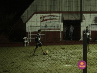 
<a style='margin-left: 5px;' class='btn btn-xs btn-social btn-facebook' href='https://www.facebook.com/sharer/sharer.php?u=https://www.boladovale.com.br/imgs/800-800-90/conteudo/fotos/1339/mg4427.jpg' rel='popup' data-width='500' data-height='400'><i class='fa fa-facebook'></i>Compartilhar <span class='hidden-xs'>no Facebook</span>
</a> 
<a class='btn btn-default btn-xs' target='_blank' href='imgs/800-800-90/conteudo/fotos/1339/mg4427.jpg'>
<span class='glyphicon glyphicon-cloud-download'></span> Salvar
</a> 
<span></span>