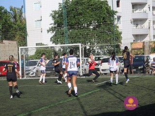 
<a style='margin-left: 5px;' class='btn btn-xs btn-social btn-facebook' href='https://www.facebook.com/sharer/sharer.php?u=https://www.boladovale.com.br/imgs/800-800-90/conteudo/fotos/1340/img5506-2.jpg' rel='popup' data-width='500' data-height='400'><i class='fa fa-facebook'></i>Compartilhar <span class='hidden-xs'>no Facebook</span>
</a> 
<a class='btn btn-default btn-xs' target='_blank' href='imgs/800-800-90/conteudo/fotos/1340/img5506-2.jpg'>
<span class='glyphicon glyphicon-cloud-download'></span> Salvar
</a> 
<span></span>