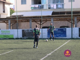 
<a style='margin-left: 5px;' class='btn btn-xs btn-social btn-facebook' href='https://www.facebook.com/sharer/sharer.php?u=https://www.boladovale.com.br/imgs/800-800-90/conteudo/fotos/1340/img5574-2.jpg' rel='popup' data-width='500' data-height='400'><i class='fa fa-facebook'></i>Compartilhar <span class='hidden-xs'>no Facebook</span>
</a> 
<a class='btn btn-default btn-xs' target='_blank' href='imgs/800-800-90/conteudo/fotos/1340/img5574-2.jpg'>
<span class='glyphicon glyphicon-cloud-download'></span> Salvar
</a> 
<span></span>