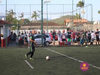 
<a style='margin-left: 5px;' class='btn btn-xs btn-social btn-facebook' href='https://www.facebook.com/sharer/sharer.php?u=https://www.boladovale.com.br/imgs/800-800-90/conteudo/fotos/1340/img5591-2.jpg' rel='popup' data-width='500' data-height='400'><i class='fa fa-facebook'></i>Compartilhar <span class='hidden-xs'>no Facebook</span>
</a> 
<a class='btn btn-default btn-xs' target='_blank' href='imgs/800-800-90/conteudo/fotos/1340/img5591-2.jpg'>
<span class='glyphicon glyphicon-cloud-download'></span> Salvar
</a> 
<span></span>