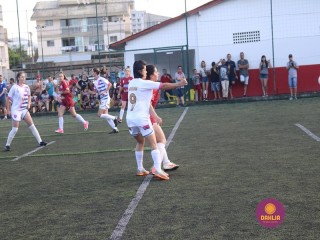 
<a style='margin-left: 5px;' class='btn btn-xs btn-social btn-facebook' href='https://www.facebook.com/sharer/sharer.php?u=https://www.boladovale.com.br/imgs/800-800-90/conteudo/fotos/1340/img5634-2.jpg' rel='popup' data-width='500' data-height='400'><i class='fa fa-facebook'></i>Compartilhar <span class='hidden-xs'>no Facebook</span>
</a> 
<a class='btn btn-default btn-xs' target='_blank' href='imgs/800-800-90/conteudo/fotos/1340/img5634-2.jpg'>
<span class='glyphicon glyphicon-cloud-download'></span> Salvar
</a> 
<span></span>