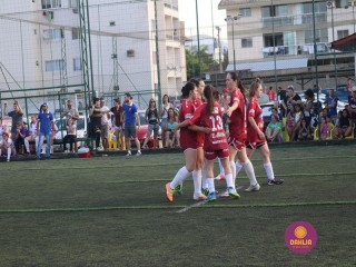 
<a style='margin-left: 5px;' class='btn btn-xs btn-social btn-facebook' href='https://www.facebook.com/sharer/sharer.php?u=https://www.boladovale.com.br/imgs/800-800-90/conteudo/fotos/1340/img5649-2.jpg' rel='popup' data-width='500' data-height='400'><i class='fa fa-facebook'></i>Compartilhar <span class='hidden-xs'>no Facebook</span>
</a> 
<a class='btn btn-default btn-xs' target='_blank' href='imgs/800-800-90/conteudo/fotos/1340/img5649-2.jpg'>
<span class='glyphicon glyphicon-cloud-download'></span> Salvar
</a> 
<span></span>