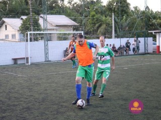 
<a style='margin-left: 5px;' class='btn btn-xs btn-social btn-facebook' href='https://www.facebook.com/sharer/sharer.php?u=https://www.boladovale.com.br/imgs/800-800-90/conteudo/fotos/1340/img5726-2.jpg' rel='popup' data-width='500' data-height='400'><i class='fa fa-facebook'></i>Compartilhar <span class='hidden-xs'>no Facebook</span>
</a> 
<a class='btn btn-default btn-xs' target='_blank' href='imgs/800-800-90/conteudo/fotos/1340/img5726-2.jpg'>
<span class='glyphicon glyphicon-cloud-download'></span> Salvar
</a> 
<span></span>