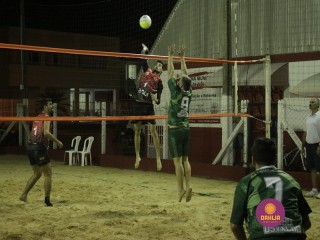 
<a style='margin-left: 5px;' class='btn btn-xs btn-social btn-facebook' href='https://www.facebook.com/sharer/sharer.php?u=https://www.boladovale.com.br/imgs/800-800-90/conteudo/fotos/1341/mg5873.jpg' rel='popup' data-width='500' data-height='400'><i class='fa fa-facebook'></i>Compartilhar <span class='hidden-xs'>no Facebook</span>
</a> 
<a class='btn btn-default btn-xs' target='_blank' href='imgs/800-800-90/conteudo/fotos/1341/mg5873.jpg'>
<span class='glyphicon glyphicon-cloud-download'></span> Salvar
</a> 
<span></span>