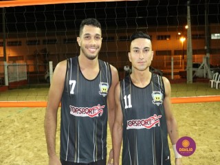 
<a style='margin-left: 5px;' class='btn btn-xs btn-social btn-facebook' href='https://www.facebook.com/sharer/sharer.php?u=https://www.boladovale.com.br/imgs/800-800-90/conteudo/fotos/1343/img6095.jpg' rel='popup' data-width='500' data-height='400'><i class='fa fa-facebook'></i>Compartilhar <span class='hidden-xs'>no Facebook</span>
</a> 
<a class='btn btn-default btn-xs' target='_blank' href='imgs/800-800-90/conteudo/fotos/1343/img6095.jpg'>
<span class='glyphicon glyphicon-cloud-download'></span> Salvar
</a> 
<span></span>