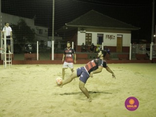 
<a style='margin-left: 5px;' class='btn btn-xs btn-social btn-facebook' href='https://www.facebook.com/sharer/sharer.php?u=https://www.boladovale.com.br/imgs/800-800-90/conteudo/fotos/1343/mg6043.jpg' rel='popup' data-width='500' data-height='400'><i class='fa fa-facebook'></i>Compartilhar <span class='hidden-xs'>no Facebook</span>
</a> 
<a class='btn btn-default btn-xs' target='_blank' href='imgs/800-800-90/conteudo/fotos/1343/mg6043.jpg'>
<span class='glyphicon glyphicon-cloud-download'></span> Salvar
</a> 
<span></span>