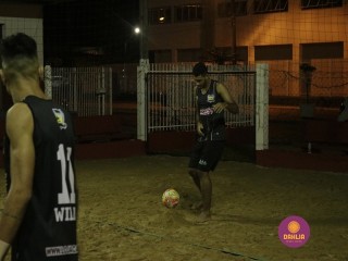 
<a style='margin-left: 5px;' class='btn btn-xs btn-social btn-facebook' href='https://www.facebook.com/sharer/sharer.php?u=https://www.boladovale.com.br/imgs/800-800-90/conteudo/fotos/1343/mg6106.jpg' rel='popup' data-width='500' data-height='400'><i class='fa fa-facebook'></i>Compartilhar <span class='hidden-xs'>no Facebook</span>
</a> 
<a class='btn btn-default btn-xs' target='_blank' href='imgs/800-800-90/conteudo/fotos/1343/mg6106.jpg'>
<span class='glyphicon glyphicon-cloud-download'></span> Salvar
</a> 
<span></span>