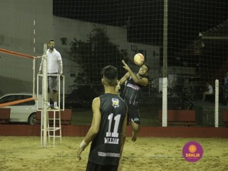 
<a style='margin-left: 5px;' class='btn btn-xs btn-social btn-facebook' href='https://www.facebook.com/sharer/sharer.php?u=https://www.boladovale.com.br/imgs/800-800-90/conteudo/fotos/1343/mg6113.jpg' rel='popup' data-width='500' data-height='400'><i class='fa fa-facebook'></i>Compartilhar <span class='hidden-xs'>no Facebook</span>
</a> 
<a class='btn btn-default btn-xs' target='_blank' href='imgs/800-800-90/conteudo/fotos/1343/mg6113.jpg'>
<span class='glyphicon glyphicon-cloud-download'></span> Salvar
</a> 
<span></span>