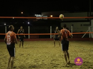 
<a style='margin-left: 5px;' class='btn btn-xs btn-social btn-facebook' href='https://www.facebook.com/sharer/sharer.php?u=https://www.boladovale.com.br/imgs/800-800-90/conteudo/fotos/1343/mg6136.jpg' rel='popup' data-width='500' data-height='400'><i class='fa fa-facebook'></i>Compartilhar <span class='hidden-xs'>no Facebook</span>
</a> 
<a class='btn btn-default btn-xs' target='_blank' href='imgs/800-800-90/conteudo/fotos/1343/mg6136.jpg'>
<span class='glyphicon glyphicon-cloud-download'></span> Salvar
</a> 
<span></span>