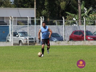 
<a style='margin-left: 5px;' class='btn btn-xs btn-social btn-facebook' href='https://www.facebook.com/sharer/sharer.php?u=https://www.boladovale.com.br/imgs/800-800-90/conteudo/fotos/1344/img4468.jpg' rel='popup' data-width='500' data-height='400'><i class='fa fa-facebook'></i>Compartilhar <span class='hidden-xs'>no Facebook</span>
</a> 
<a class='btn btn-default btn-xs' target='_blank' href='imgs/800-800-90/conteudo/fotos/1344/img4468.jpg'>
<span class='glyphicon glyphicon-cloud-download'></span> Salvar
</a> 
<span></span>