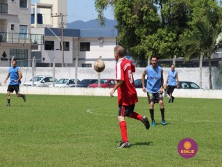 
<a style='margin-left: 5px;' class='btn btn-xs btn-social btn-facebook' href='https://www.facebook.com/sharer/sharer.php?u=https://www.boladovale.com.br/imgs/800-800-90/conteudo/fotos/1344/img4470.jpg' rel='popup' data-width='500' data-height='400'><i class='fa fa-facebook'></i>Compartilhar <span class='hidden-xs'>no Facebook</span>
</a> 
<a class='btn btn-default btn-xs' target='_blank' href='imgs/800-800-90/conteudo/fotos/1344/img4470.jpg'>
<span class='glyphicon glyphicon-cloud-download'></span> Salvar
</a> 
<span></span>