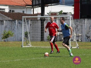 
<a style='margin-left: 5px;' class='btn btn-xs btn-social btn-facebook' href='https://www.facebook.com/sharer/sharer.php?u=https://www.boladovale.com.br/imgs/800-800-90/conteudo/fotos/1344/img4486.jpg' rel='popup' data-width='500' data-height='400'><i class='fa fa-facebook'></i>Compartilhar <span class='hidden-xs'>no Facebook</span>
</a> 
<a class='btn btn-default btn-xs' target='_blank' href='imgs/800-800-90/conteudo/fotos/1344/img4486.jpg'>
<span class='glyphicon glyphicon-cloud-download'></span> Salvar
</a> 
<span></span>