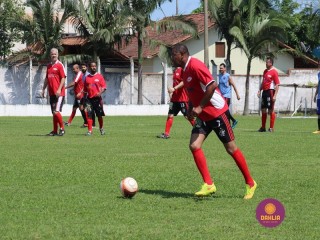 
<a style='margin-left: 5px;' class='btn btn-xs btn-social btn-facebook' href='https://www.facebook.com/sharer/sharer.php?u=https://www.boladovale.com.br/imgs/800-800-90/conteudo/fotos/1344/img4488.jpg' rel='popup' data-width='500' data-height='400'><i class='fa fa-facebook'></i>Compartilhar <span class='hidden-xs'>no Facebook</span>
</a> 
<a class='btn btn-default btn-xs' target='_blank' href='imgs/800-800-90/conteudo/fotos/1344/img4488.jpg'>
<span class='glyphicon glyphicon-cloud-download'></span> Salvar
</a> 
<span></span>