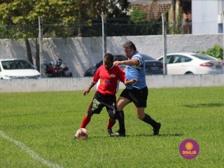 
<a style='margin-left: 5px;' class='btn btn-xs btn-social btn-facebook' href='https://www.facebook.com/sharer/sharer.php?u=https://www.boladovale.com.br/imgs/800-800-90/conteudo/fotos/1344/img4499.jpg' rel='popup' data-width='500' data-height='400'><i class='fa fa-facebook'></i>Compartilhar <span class='hidden-xs'>no Facebook</span>
</a> 
<a class='btn btn-default btn-xs' target='_blank' href='imgs/800-800-90/conteudo/fotos/1344/img4499.jpg'>
<span class='glyphicon glyphicon-cloud-download'></span> Salvar
</a> 
<span></span>