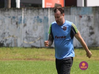 
<a style='margin-left: 5px;' class='btn btn-xs btn-social btn-facebook' href='https://www.facebook.com/sharer/sharer.php?u=https://www.boladovale.com.br/imgs/800-800-90/conteudo/fotos/1344/img4549.jpg' rel='popup' data-width='500' data-height='400'><i class='fa fa-facebook'></i>Compartilhar <span class='hidden-xs'>no Facebook</span>
</a> 
<a class='btn btn-default btn-xs' target='_blank' href='imgs/800-800-90/conteudo/fotos/1344/img4549.jpg'>
<span class='glyphicon glyphicon-cloud-download'></span> Salvar
</a> 
<span></span>