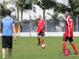 
<a style='margin-left: 5px;' class='btn btn-xs btn-social btn-facebook' href='https://www.facebook.com/sharer/sharer.php?u=https://www.boladovale.com.br/imgs/800-800-90/conteudo/fotos/1344/img4550.jpg' rel='popup' data-width='500' data-height='400'><i class='fa fa-facebook'></i>Compartilhar <span class='hidden-xs'>no Facebook</span>
</a> 
<a class='btn btn-default btn-xs' target='_blank' href='imgs/800-800-90/conteudo/fotos/1344/img4550.jpg'>
<span class='glyphicon glyphicon-cloud-download'></span> Salvar
</a> 
<span></span>