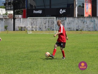 
<a style='margin-left: 5px;' class='btn btn-xs btn-social btn-facebook' href='https://www.facebook.com/sharer/sharer.php?u=https://www.boladovale.com.br/imgs/800-800-90/conteudo/fotos/1344/img4587.jpg' rel='popup' data-width='500' data-height='400'><i class='fa fa-facebook'></i>Compartilhar <span class='hidden-xs'>no Facebook</span>
</a> 
<a class='btn btn-default btn-xs' target='_blank' href='imgs/800-800-90/conteudo/fotos/1344/img4587.jpg'>
<span class='glyphicon glyphicon-cloud-download'></span> Salvar
</a> 
<span></span>