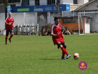 
<a style='margin-left: 5px;' class='btn btn-xs btn-social btn-facebook' href='https://www.facebook.com/sharer/sharer.php?u=https://www.boladovale.com.br/imgs/800-800-90/conteudo/fotos/1344/img4605.jpg' rel='popup' data-width='500' data-height='400'><i class='fa fa-facebook'></i>Compartilhar <span class='hidden-xs'>no Facebook</span>
</a> 
<a class='btn btn-default btn-xs' target='_blank' href='imgs/800-800-90/conteudo/fotos/1344/img4605.jpg'>
<span class='glyphicon glyphicon-cloud-download'></span> Salvar
</a> 
<span></span>