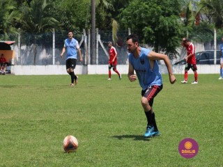 
<a style='margin-left: 5px;' class='btn btn-xs btn-social btn-facebook' href='https://www.facebook.com/sharer/sharer.php?u=https://www.boladovale.com.br/imgs/800-800-90/conteudo/fotos/1344/img4636.jpg' rel='popup' data-width='500' data-height='400'><i class='fa fa-facebook'></i>Compartilhar <span class='hidden-xs'>no Facebook</span>
</a> 
<a class='btn btn-default btn-xs' target='_blank' href='imgs/800-800-90/conteudo/fotos/1344/img4636.jpg'>
<span class='glyphicon glyphicon-cloud-download'></span> Salvar
</a> 
<span></span>