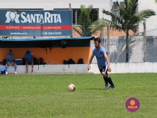 
<a style='margin-left: 5px;' class='btn btn-xs btn-social btn-facebook' href='https://www.facebook.com/sharer/sharer.php?u=https://www.boladovale.com.br/imgs/800-800-90/conteudo/fotos/1344/img4666.jpg' rel='popup' data-width='500' data-height='400'><i class='fa fa-facebook'></i>Compartilhar <span class='hidden-xs'>no Facebook</span>
</a> 
<a class='btn btn-default btn-xs' target='_blank' href='imgs/800-800-90/conteudo/fotos/1344/img4666.jpg'>
<span class='glyphicon glyphicon-cloud-download'></span> Salvar
</a> 
<span></span>