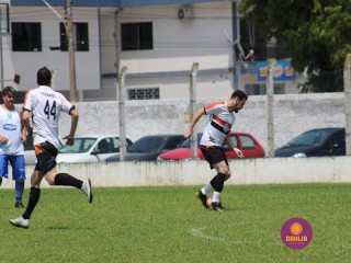 
<a style='margin-left: 5px;' class='btn btn-xs btn-social btn-facebook' href='https://www.facebook.com/sharer/sharer.php?u=https://www.boladovale.com.br/imgs/800-800-90/conteudo/fotos/1345/img4743.jpg' rel='popup' data-width='500' data-height='400'><i class='fa fa-facebook'></i>Compartilhar <span class='hidden-xs'>no Facebook</span>
</a> 
<a class='btn btn-default btn-xs' target='_blank' href='imgs/800-800-90/conteudo/fotos/1345/img4743.jpg'>
<span class='glyphicon glyphicon-cloud-download'></span> Salvar
</a> 
<span></span>