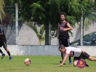 
<a style='margin-left: 5px;' class='btn btn-xs btn-social btn-facebook' href='https://www.facebook.com/sharer/sharer.php?u=https://www.boladovale.com.br/imgs/800-800-90/conteudo/fotos/1345/img4745.jpg' rel='popup' data-width='500' data-height='400'><i class='fa fa-facebook'></i>Compartilhar <span class='hidden-xs'>no Facebook</span>
</a> 
<a class='btn btn-default btn-xs' target='_blank' href='imgs/800-800-90/conteudo/fotos/1345/img4745.jpg'>
<span class='glyphicon glyphicon-cloud-download'></span> Salvar
</a> 
<span></span>