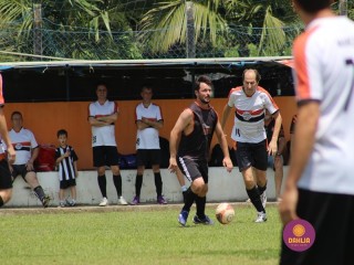 
<a style='margin-left: 5px;' class='btn btn-xs btn-social btn-facebook' href='https://www.facebook.com/sharer/sharer.php?u=https://www.boladovale.com.br/imgs/800-800-90/conteudo/fotos/1345/img4748.jpg' rel='popup' data-width='500' data-height='400'><i class='fa fa-facebook'></i>Compartilhar <span class='hidden-xs'>no Facebook</span>
</a> 
<a class='btn btn-default btn-xs' target='_blank' href='imgs/800-800-90/conteudo/fotos/1345/img4748.jpg'>
<span class='glyphicon glyphicon-cloud-download'></span> Salvar
</a> 
<span></span>