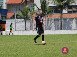 
<a style='margin-left: 5px;' class='btn btn-xs btn-social btn-facebook' href='https://www.facebook.com/sharer/sharer.php?u=https://www.boladovale.com.br/imgs/800-800-90/conteudo/fotos/1345/img4783.jpg' rel='popup' data-width='500' data-height='400'><i class='fa fa-facebook'></i>Compartilhar <span class='hidden-xs'>no Facebook</span>
</a> 
<a class='btn btn-default btn-xs' target='_blank' href='imgs/800-800-90/conteudo/fotos/1345/img4783.jpg'>
<span class='glyphicon glyphicon-cloud-download'></span> Salvar
</a> 
<span></span>