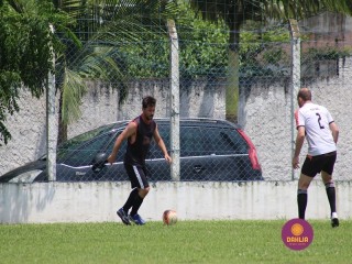 
<a style='margin-left: 5px;' class='btn btn-xs btn-social btn-facebook' href='https://www.facebook.com/sharer/sharer.php?u=https://www.boladovale.com.br/imgs/800-800-90/conteudo/fotos/1345/img4844.jpg' rel='popup' data-width='500' data-height='400'><i class='fa fa-facebook'></i>Compartilhar <span class='hidden-xs'>no Facebook</span>
</a> 
<a class='btn btn-default btn-xs' target='_blank' href='imgs/800-800-90/conteudo/fotos/1345/img4844.jpg'>
<span class='glyphicon glyphicon-cloud-download'></span> Salvar
</a> 
<span></span>