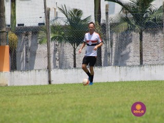 
<a style='margin-left: 5px;' class='btn btn-xs btn-social btn-facebook' href='https://www.facebook.com/sharer/sharer.php?u=https://www.boladovale.com.br/imgs/800-800-90/conteudo/fotos/1345/img4870.jpg' rel='popup' data-width='500' data-height='400'><i class='fa fa-facebook'></i>Compartilhar <span class='hidden-xs'>no Facebook</span>
</a> 
<a class='btn btn-default btn-xs' target='_blank' href='imgs/800-800-90/conteudo/fotos/1345/img4870.jpg'>
<span class='glyphicon glyphicon-cloud-download'></span> Salvar
</a> 
<span></span>