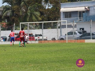 
<a style='margin-left: 5px;' class='btn btn-xs btn-social btn-facebook' href='https://www.facebook.com/sharer/sharer.php?u=https://www.boladovale.com.br/imgs/800-800-90/conteudo/fotos/1346/img5024.jpg' rel='popup' data-width='500' data-height='400'><i class='fa fa-facebook'></i>Compartilhar <span class='hidden-xs'>no Facebook</span>
</a> 
<a class='btn btn-default btn-xs' target='_blank' href='imgs/800-800-90/conteudo/fotos/1346/img5024.jpg'>
<span class='glyphicon glyphicon-cloud-download'></span> Salvar
</a> 
<span></span>